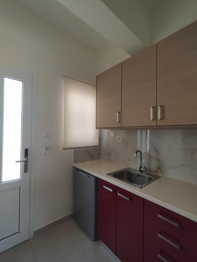 Chrysanthe'S Apartments No2 Poros Town Extérieur photo