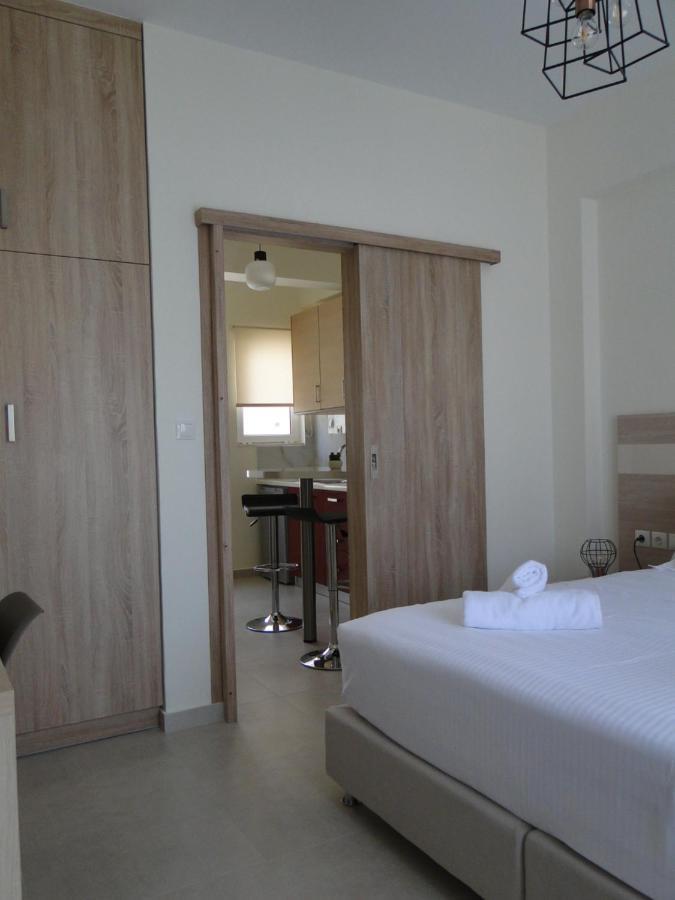 Chrysanthe'S Apartments No2 Poros Town Extérieur photo